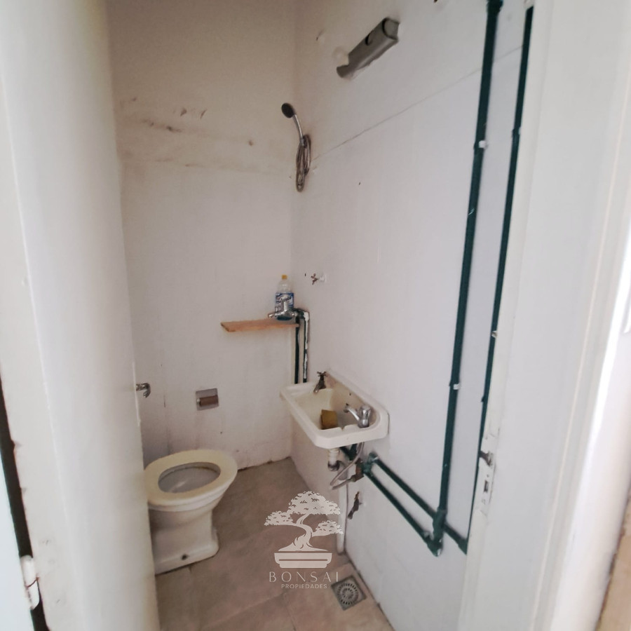 Local Comercial ID.282 - Alquiler Local Comercial Centro Montevideo B
