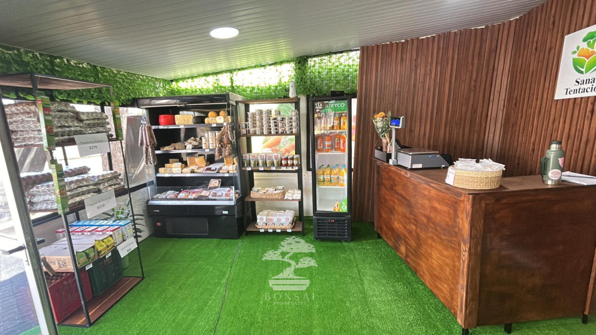 Local Comercial ID.880 - Venta Autoservice - Verdulería Buceo Montevideo. S