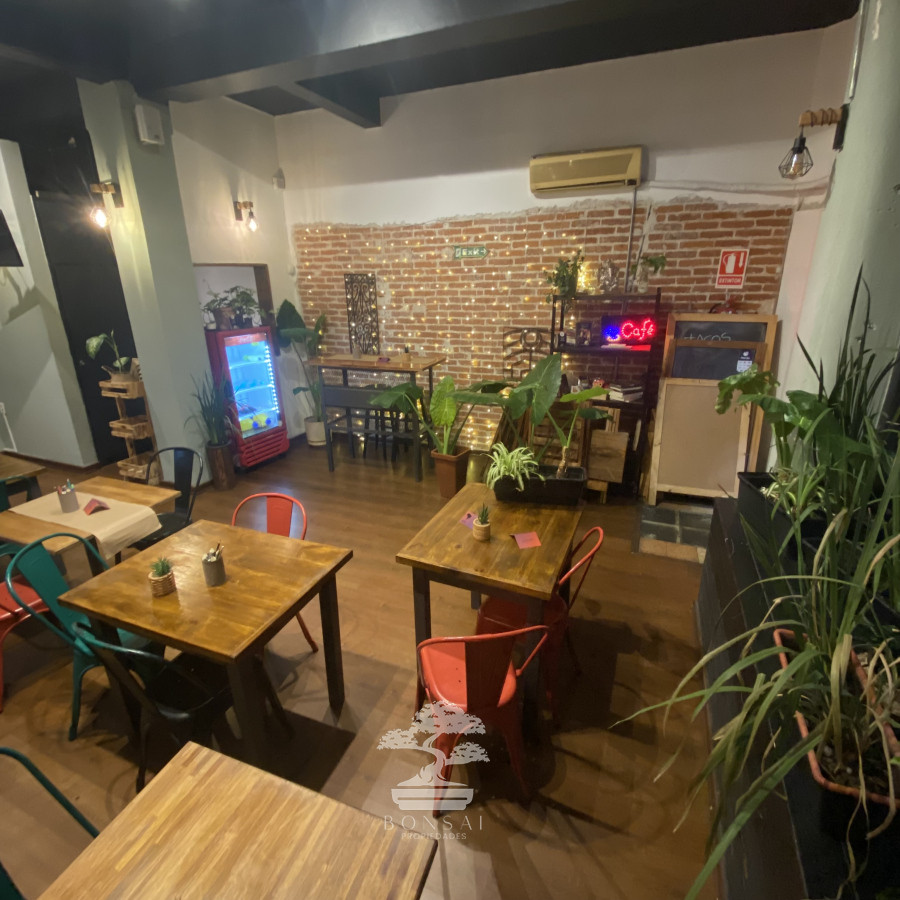 Local Comercial ID.546 - Venta De Llave Cafetería Totalmente Equipada Aguada Montevideo F 