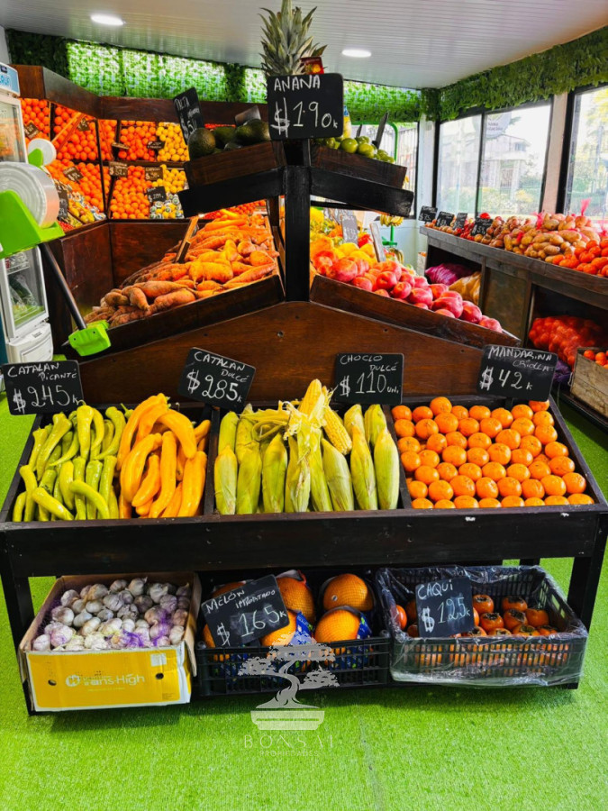 Local Comercial ID.880 - Venta Autoservice - Verdulería Buceo Montevideo. S