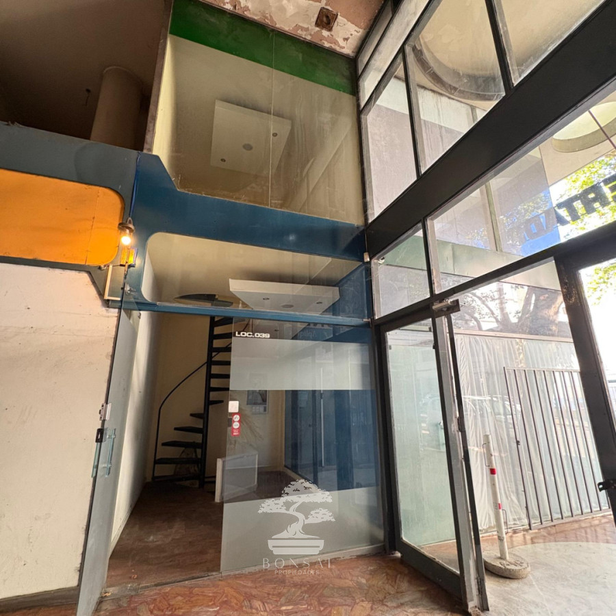 Local Comercial ID.906 - Alquiler Local Comercial Galería Centro Montevideo E