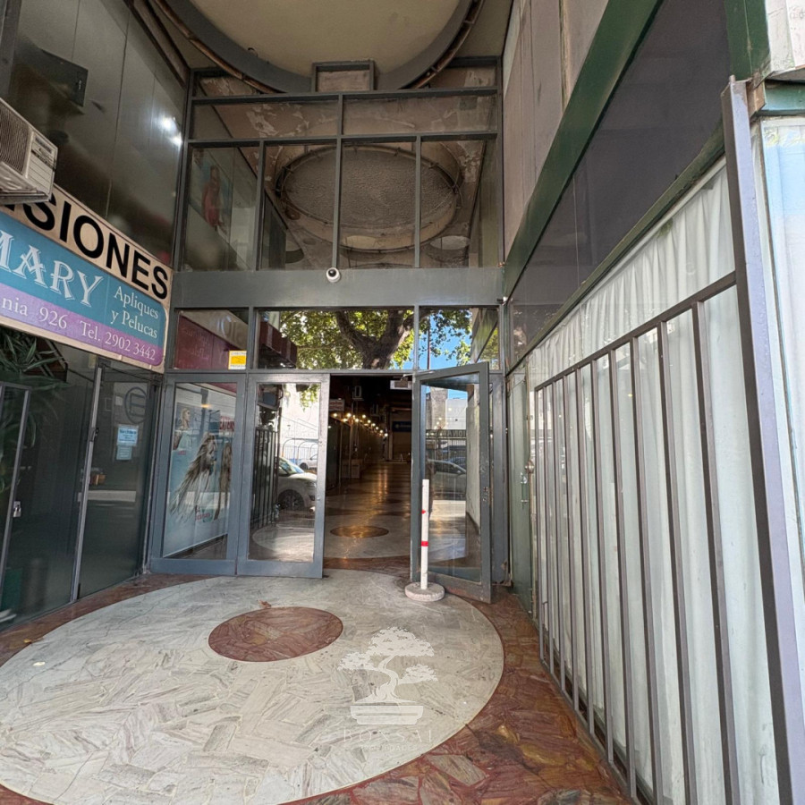 Local Comercial ID.906 - Alquiler Local Comercial Galería Centro Montevideo E