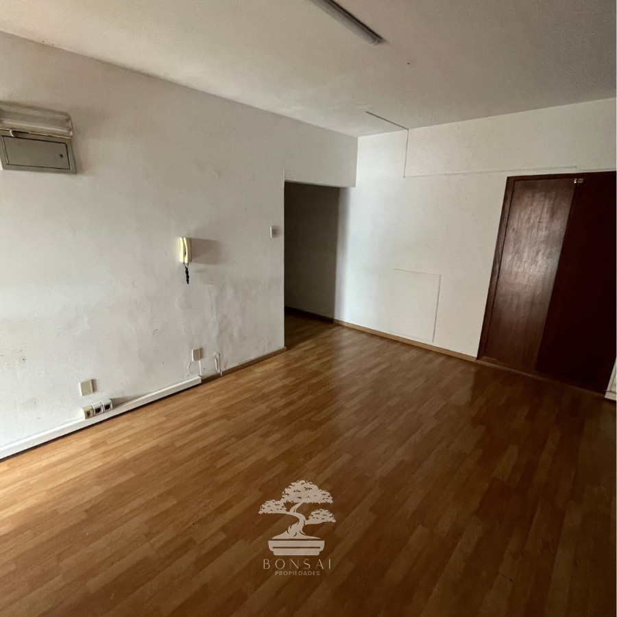 Oficina ID.895 - Alquiler Oficina o Consultorio Centro Montevideo N