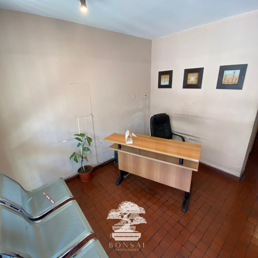 Oficina ID.895 - Alquiler Oficina o Consultorio Centro Montevideo N