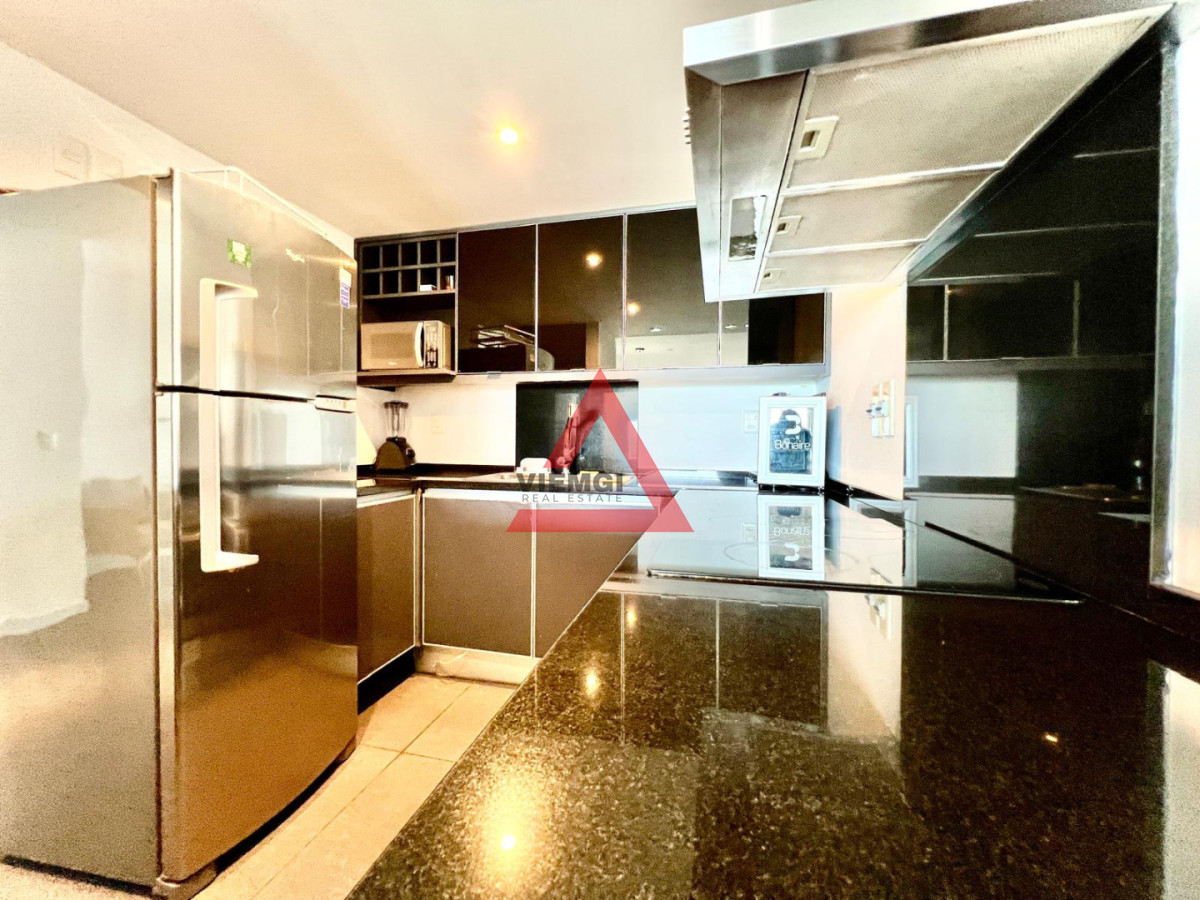 Apartamento ID.252 - Apartamento 3 dormitorios Frente al Mar ,  Península, Punta del Este