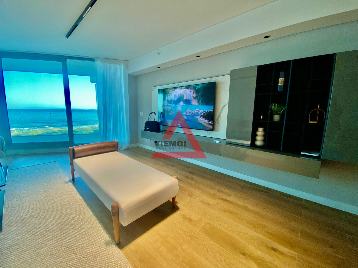 Apartamento ID.37 - Apartamento de Lujo en Venta en Trump Tower Playa Brava - Punta del Este – 3 Dormitorios, 4 Baños, Vista al Mar y Amenities