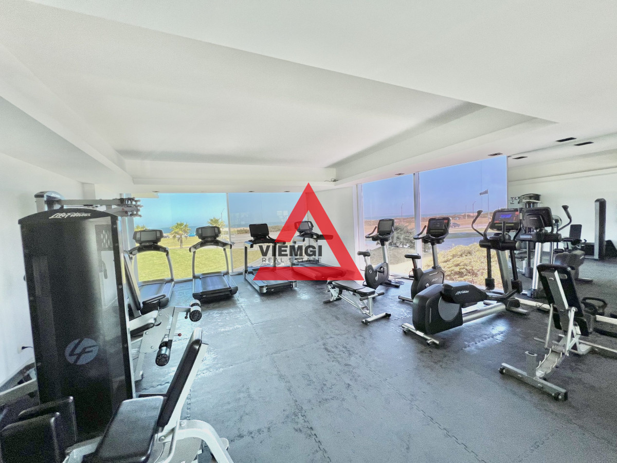 Apartamento ID.46 - Departamento Frente al Mar en Playa Brava – 3 Dormitorios y Servicio en Tiburón III