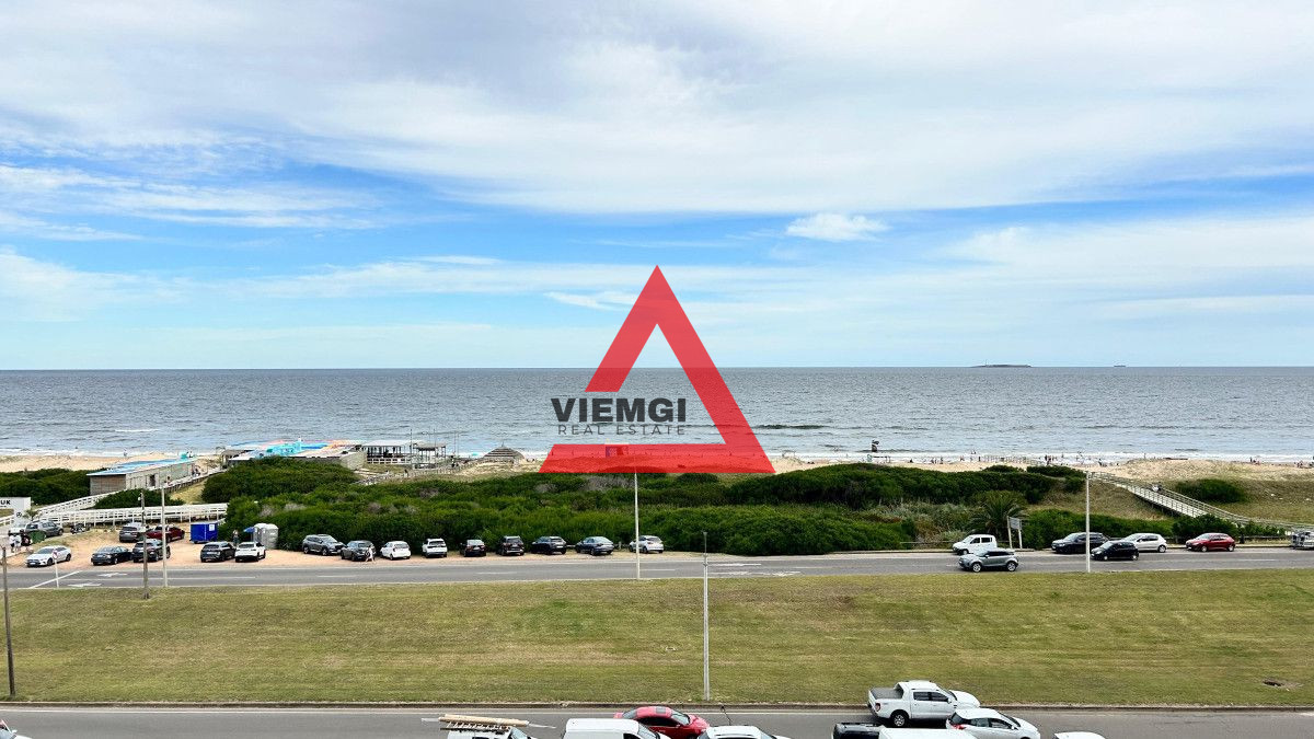 Apartamento ID.53 - Departamento en Playa Brava con Vista al Mar – 3 Dormitorios en Le Parc IV