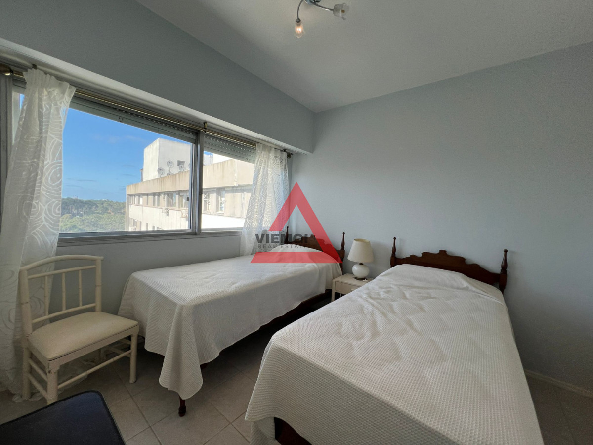 Apartamento ID.267 - Apartamento en Venta Piso Alto de 2 dormitorios en Roosevelt 