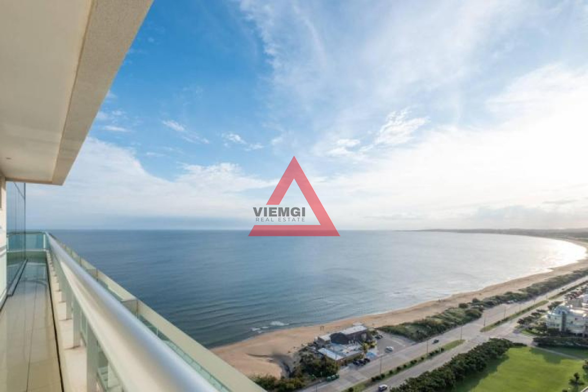Apartamento ID.60 - Dúplex de lujo 4 dormitorios con vista al mar en Torre Aquarela, Playa Mansa – Punta del Este