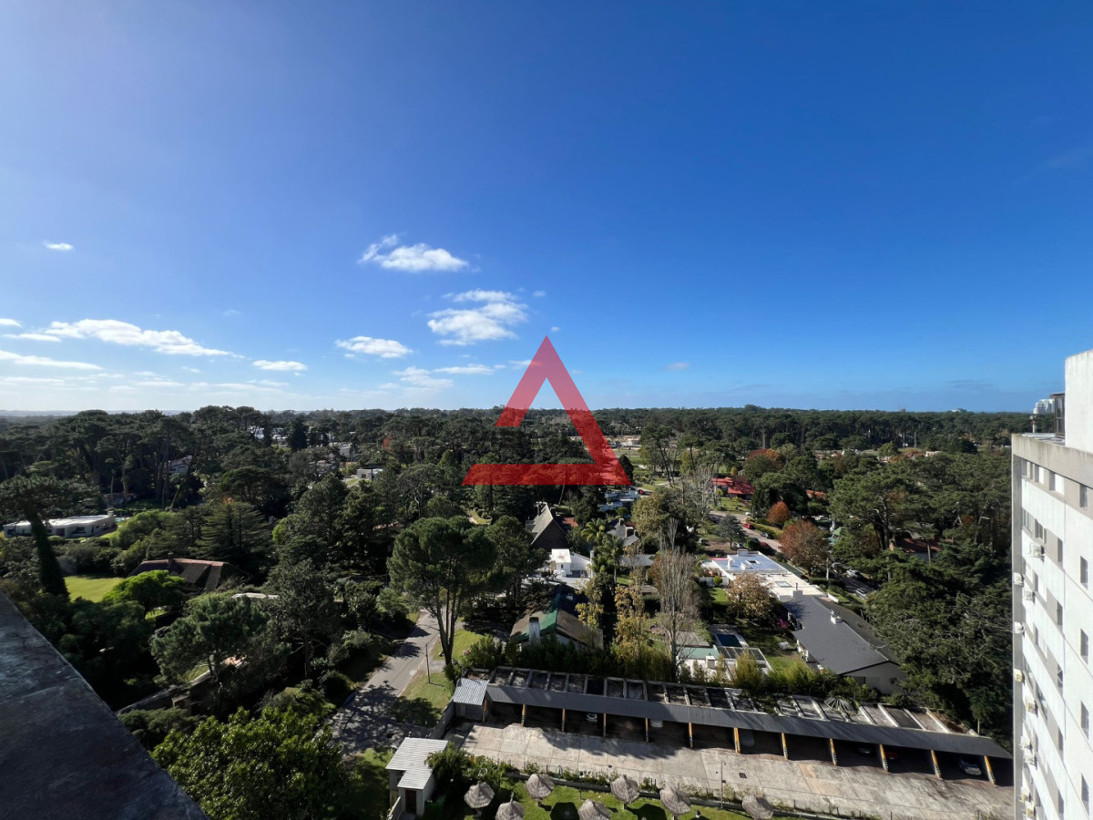 Apartamento ID.267 - Apartamento en Venta Piso Alto de 2 dormitorios en Roosevelt 