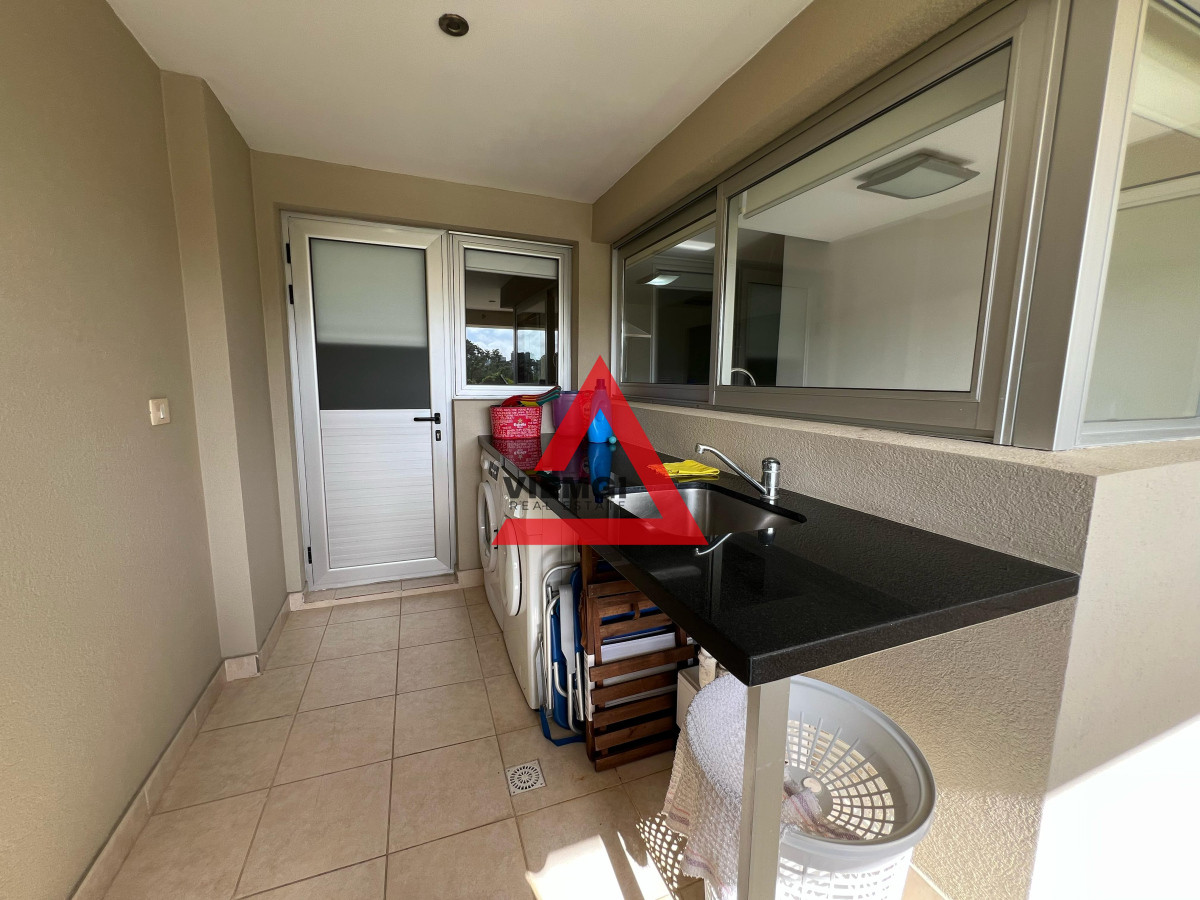 Apartamento ID.29 - Apartamento 3 dormitorios y servicio frente al mar – Playa Brava-Torre Lobos, Punta del Este