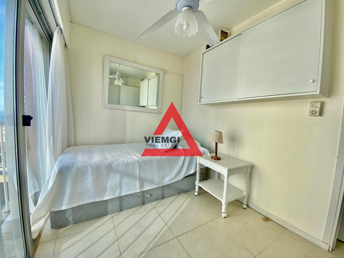Apartamento ID.35 - Apartamento de 2 Dormitorios en Centro de Punta del Este