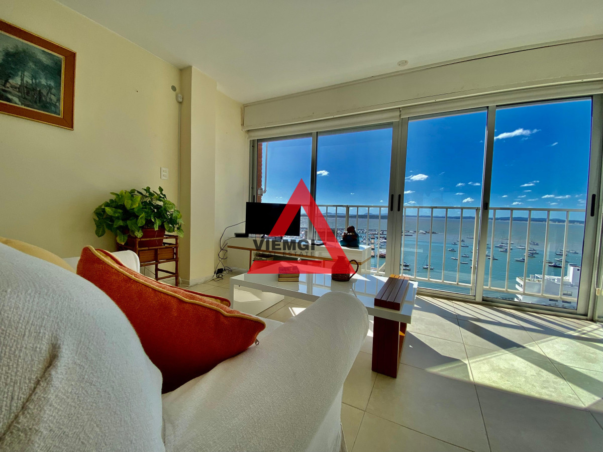 Apartamento ID.35 - Apartamento de 2 Dormitorios en Centro de Punta del Este