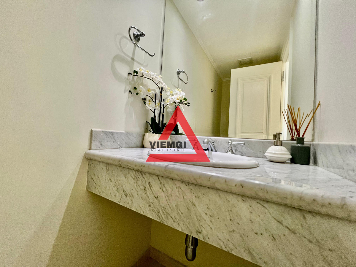 Apartamento ID.31 - Apartamento 3 Dormitorios y Servicio – Millenium Tower, Playa Mansa