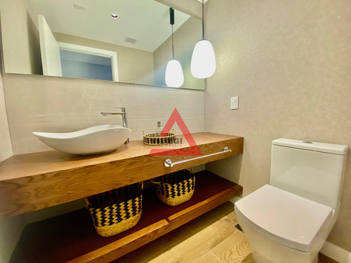 Apartamento ID.37 - Apartamento de Lujo en Venta en Trump Tower Playa Brava - Punta del Este – 3 Dormitorios, 4 Baños, Vista al Mar y Amenities