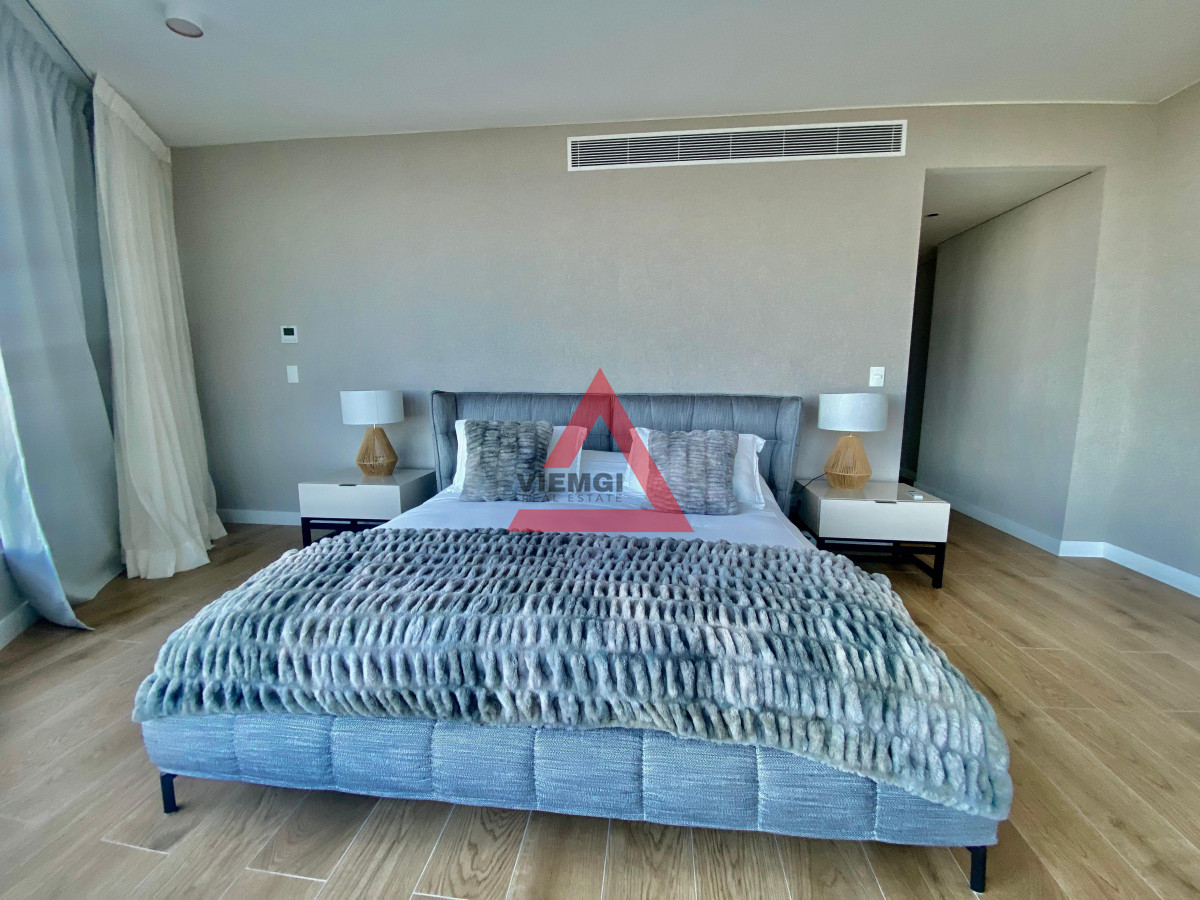 Apartamento ID.37 - Apartamento de Lujo en Venta en Trump Tower Playa Brava - Punta del Este – 3 Dormitorios, 4 Baños, Vista al Mar y Amenities