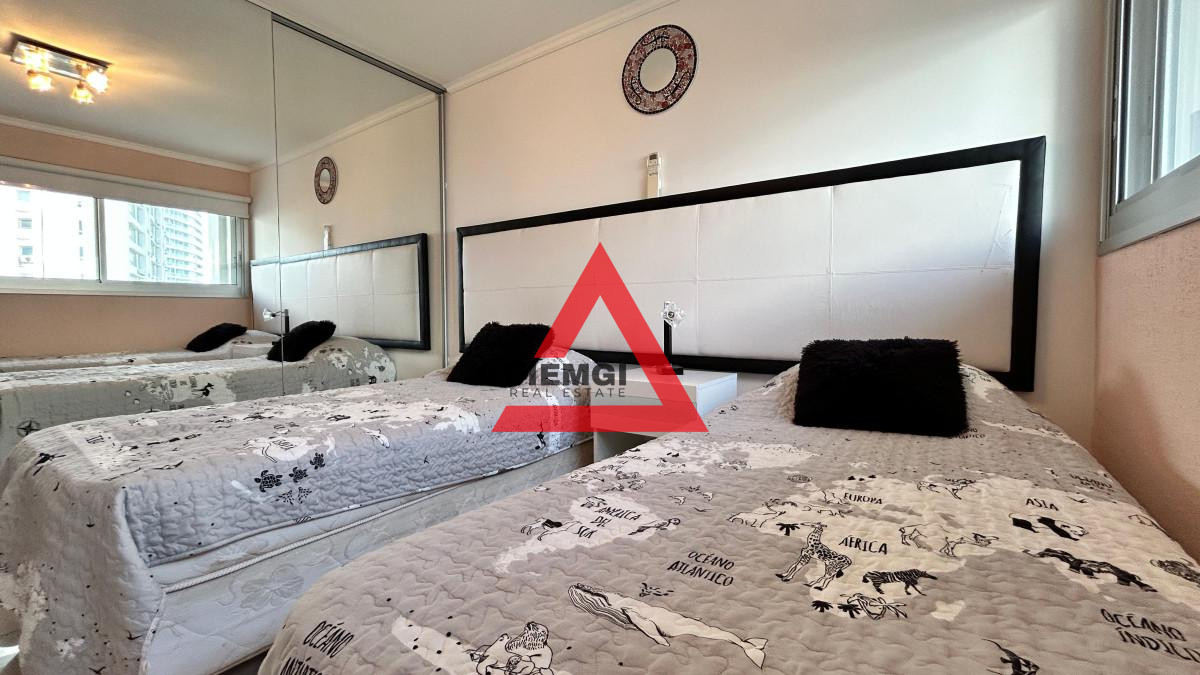 Apartamento ID.54 - Apartamento de 3 Dormitorios, Playa Mansa - Edificio Miami Boulevard I