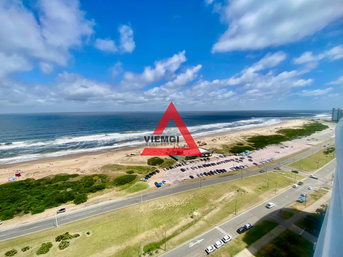 Apartamento ID.36 - APARTAMENTO 3 dormitorios y servicio 