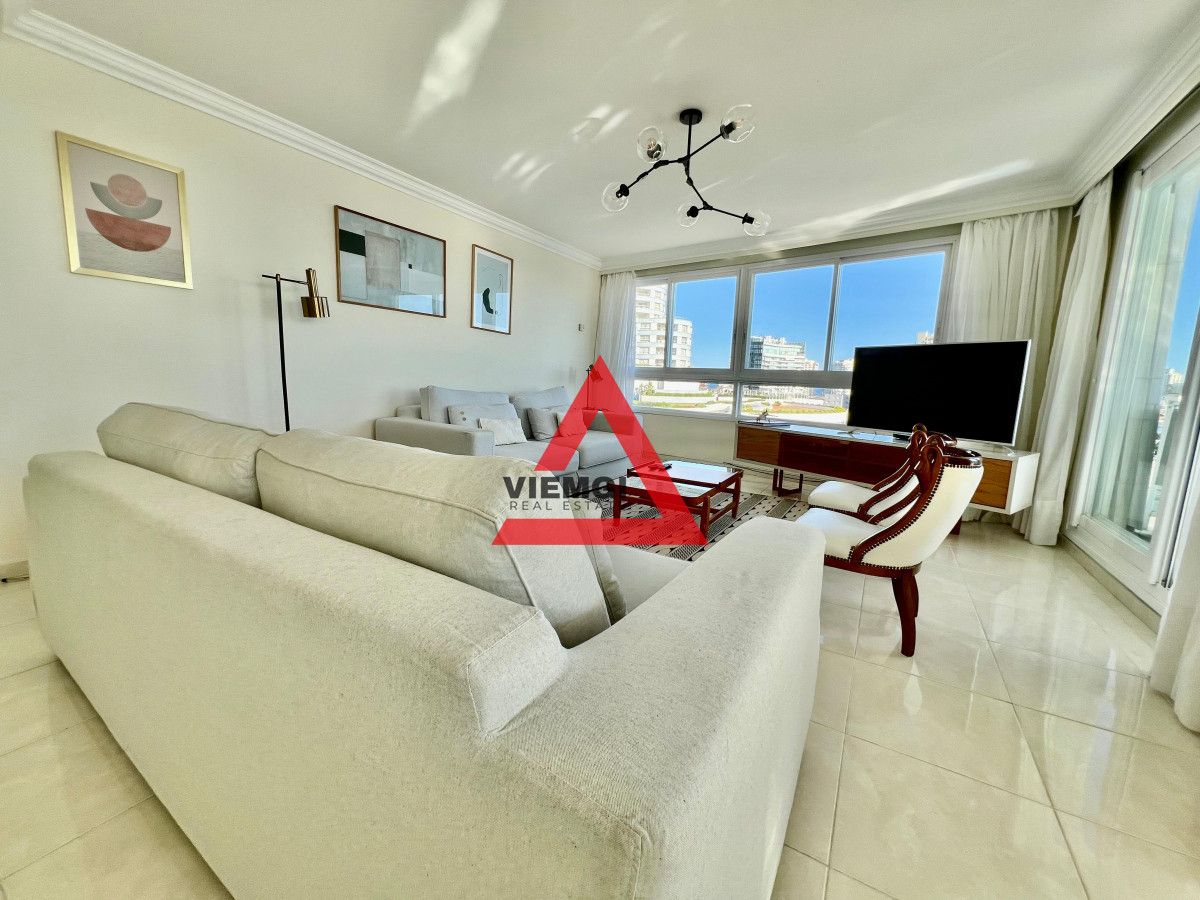 Apartamento ID.31 - Apartamento 3 Dormitorios y Servicio – Millenium Tower, Playa Mansa