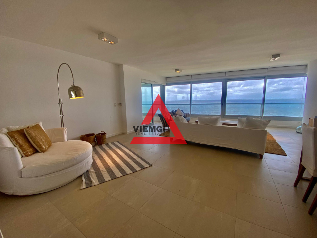 Apartamento ID.36 - APARTAMENTO 3 dormitorios y servicio 