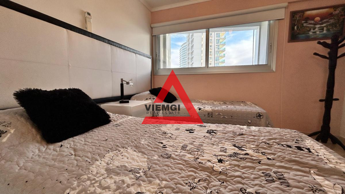 Apartamento ID.54 - Apartamento de 3 Dormitorios, Playa Mansa - Edificio Miami Boulevard I
