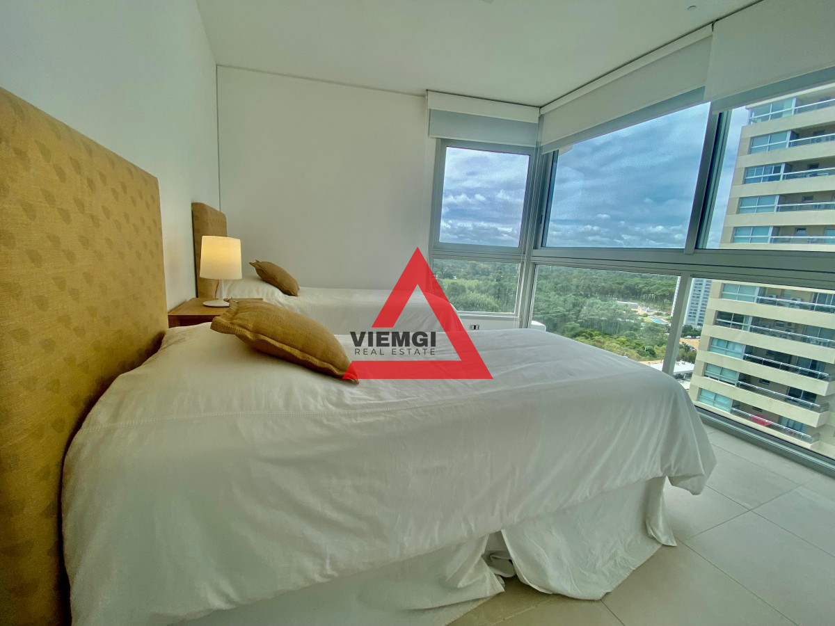 Apartamento ID.36 - APARTAMENTO 3 dormitorios y servicio 