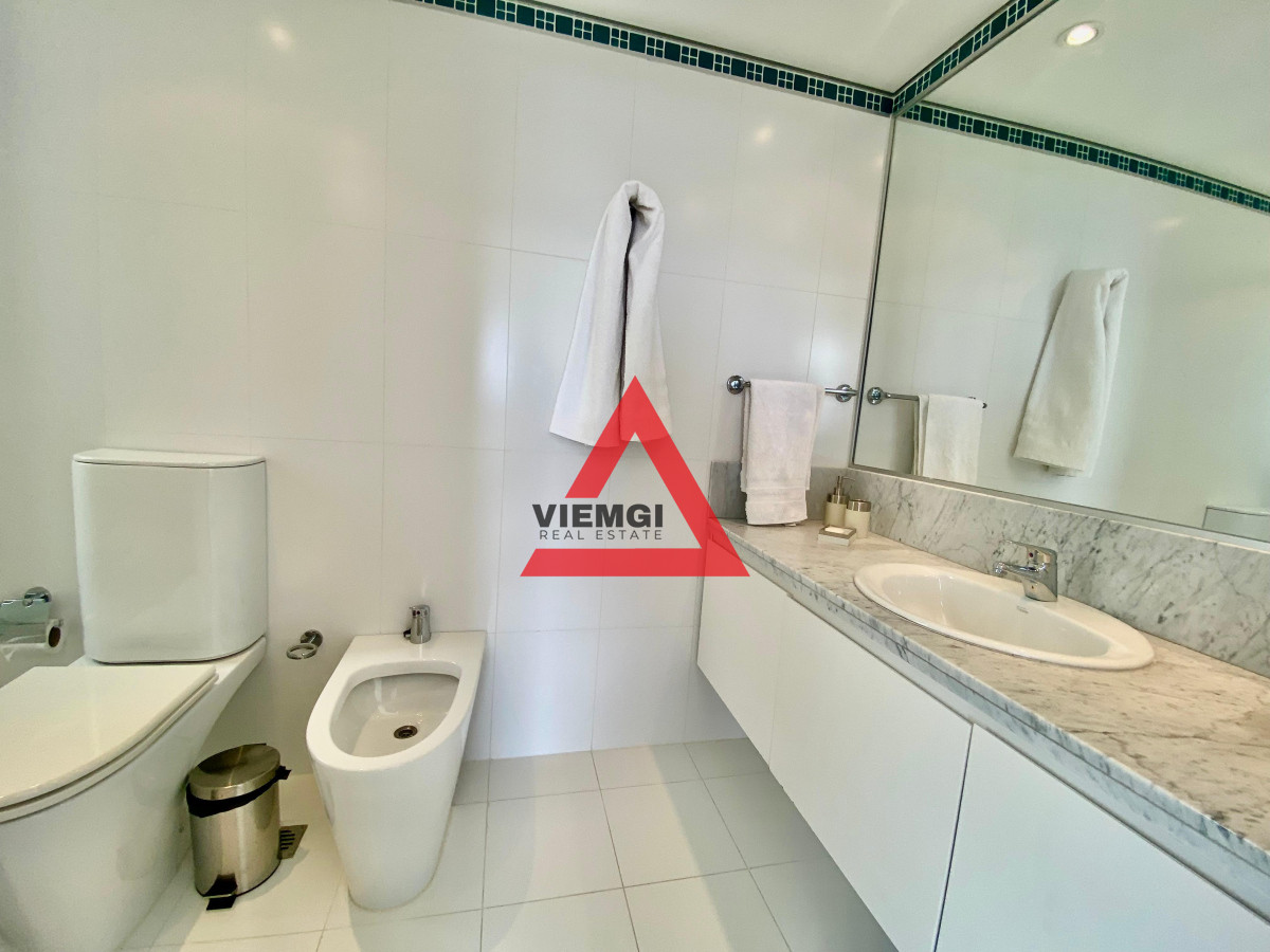 Apartamento ID.36 - APARTAMENTO 3 dormitorios y servicio 