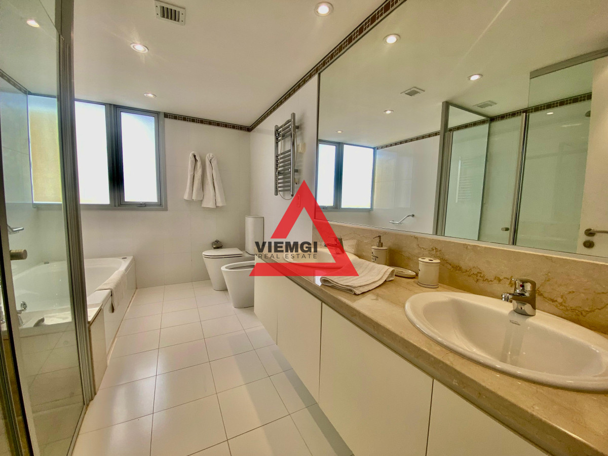 Apartamento ID.36 - APARTAMENTO 3 dormitorios y servicio 