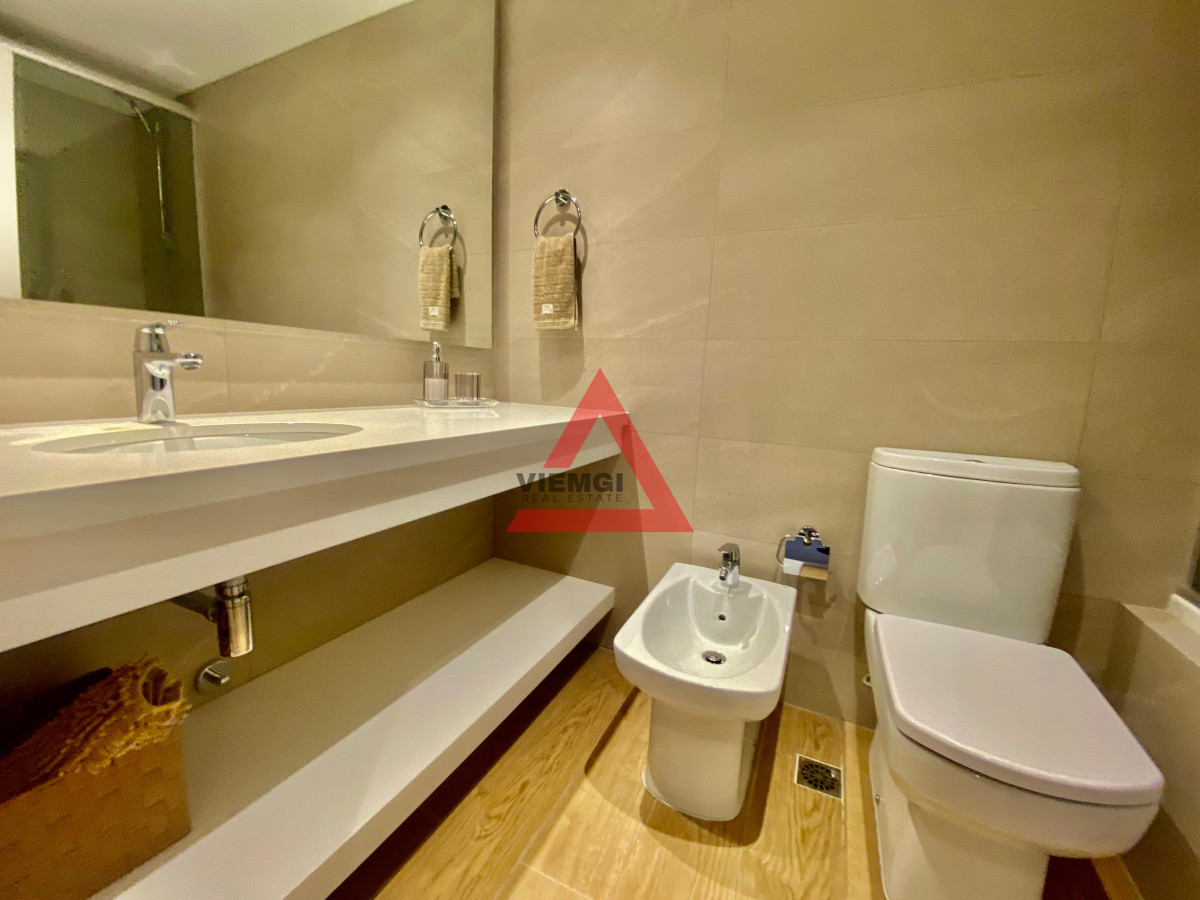 Apartamento ID.37 - Apartamento de Lujo en Venta en Trump Tower Playa Brava - Punta del Este – 3 Dormitorios, 4 Baños, Vista al Mar y Amenities
