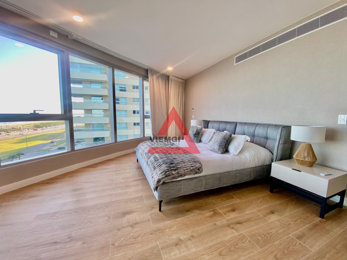 Apartamento ID.37 - Apartamento de Lujo en Venta en Trump Tower Playa Brava - Punta del Este – 3 Dormitorios, 4 Baños, Vista al Mar y Amenities