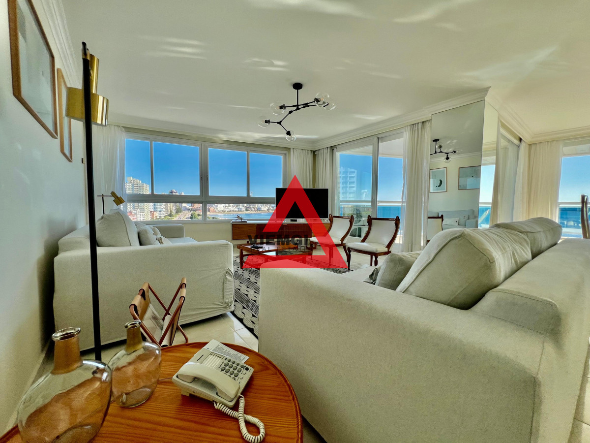 Apartamento ID.31 - Apartamento 3 Dormitorios y Servicio – Millenium Tower, Playa Mansa