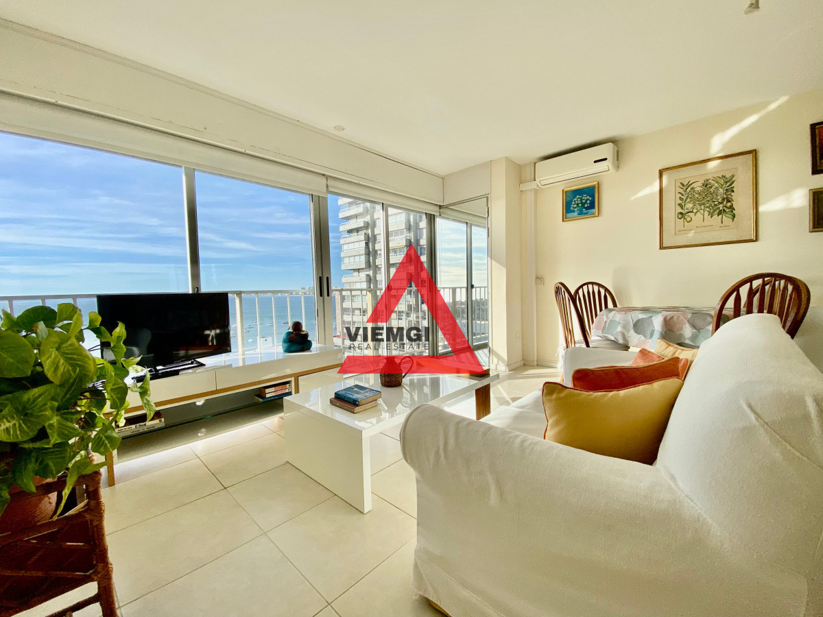 Apartamento ID.35 - Apartamento de 2 Dormitorios en Centro de Punta del Este