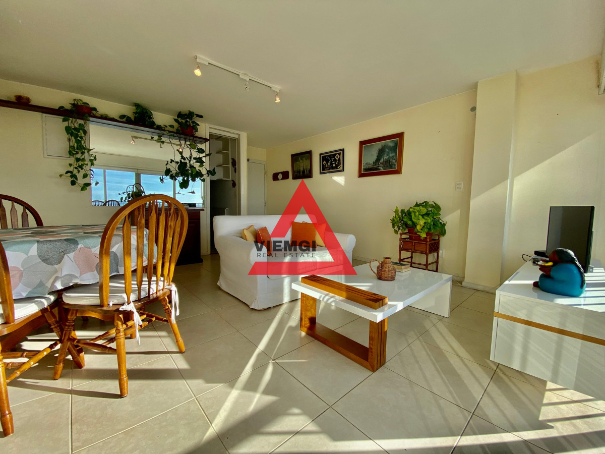 Apartamento ID.35 - Apartamento de 2 Dormitorios en Centro de Punta del Este