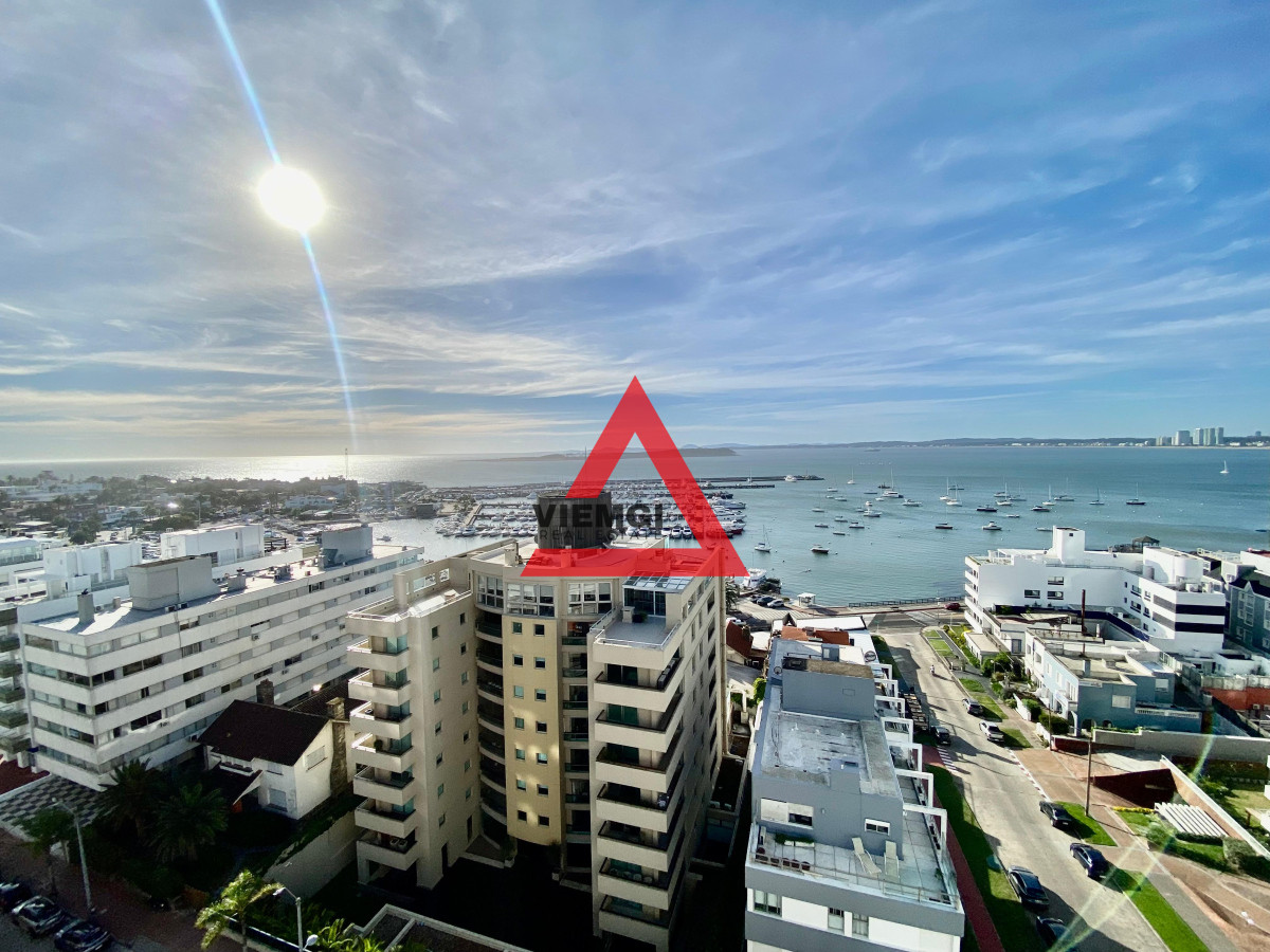 Apartamento ID.35 - Apartamento de 2 Dormitorios en Centro de Punta del Este