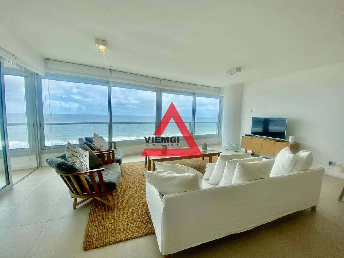 Apartamento ID.36 - APARTAMENTO 3 dormitorios y servicio 