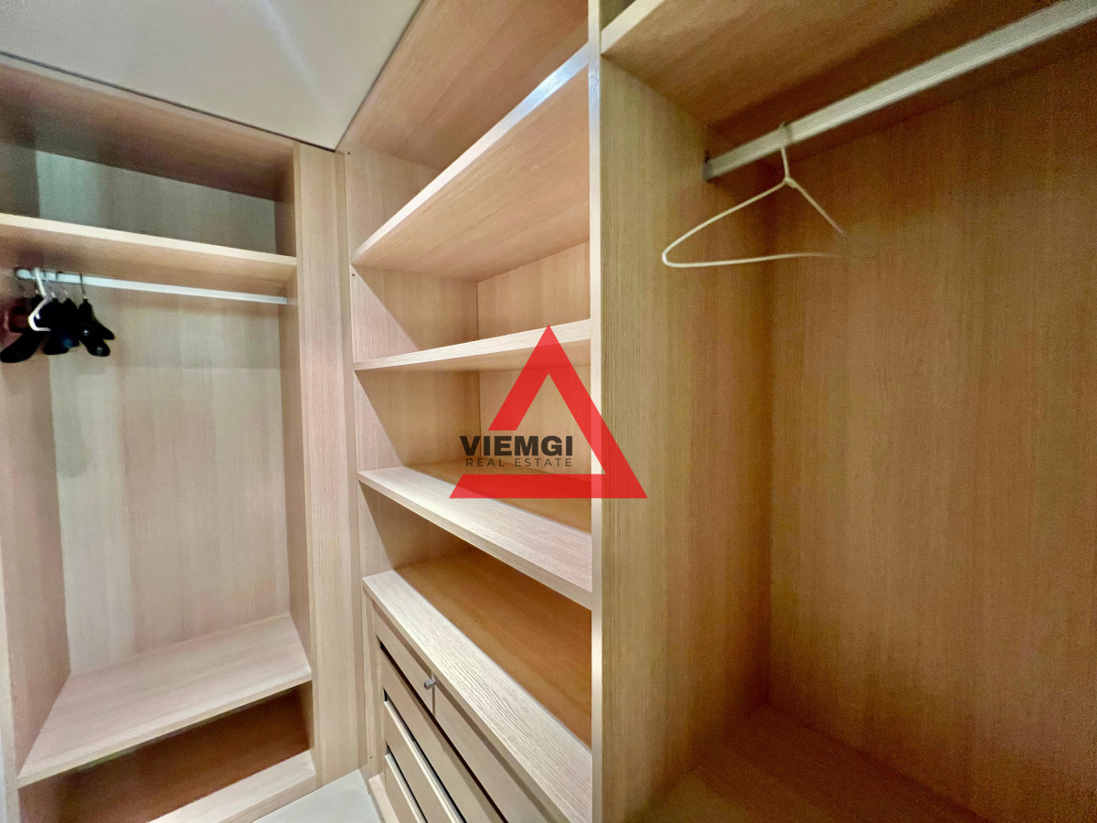 Apartamento ID.52 -   Phenthouse  en venta 4 dormitorios en Torre Aquarela – Playa Mansa, Punta del Este 