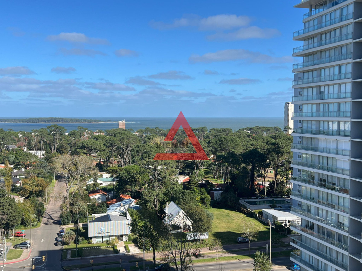 Apartamento ID.267 - Apartamento en Venta Piso Alto de 2 dormitorios en Roosevelt 