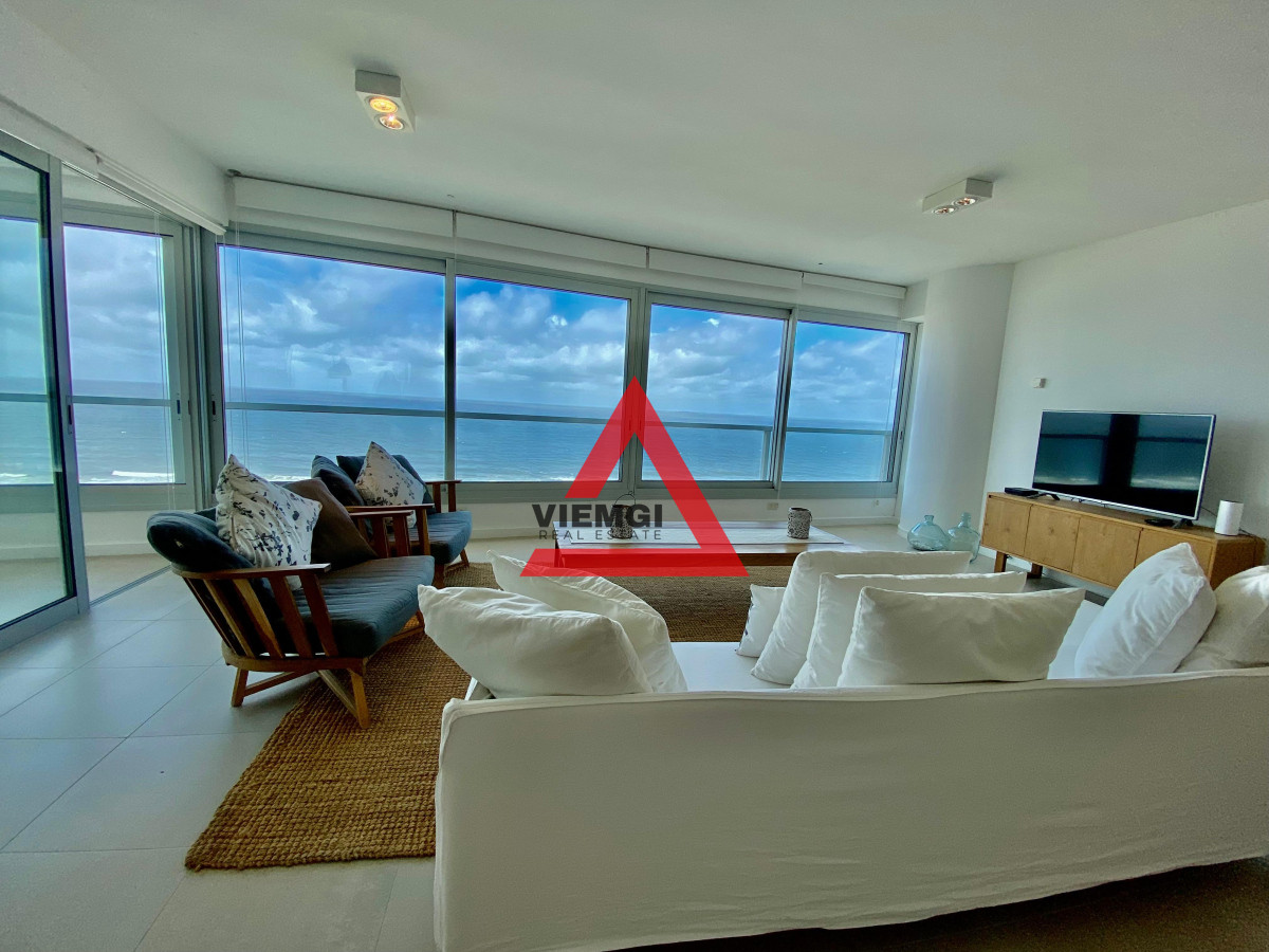 Apartamento ID.36 - APARTAMENTO 3 dormitorios y servicio 