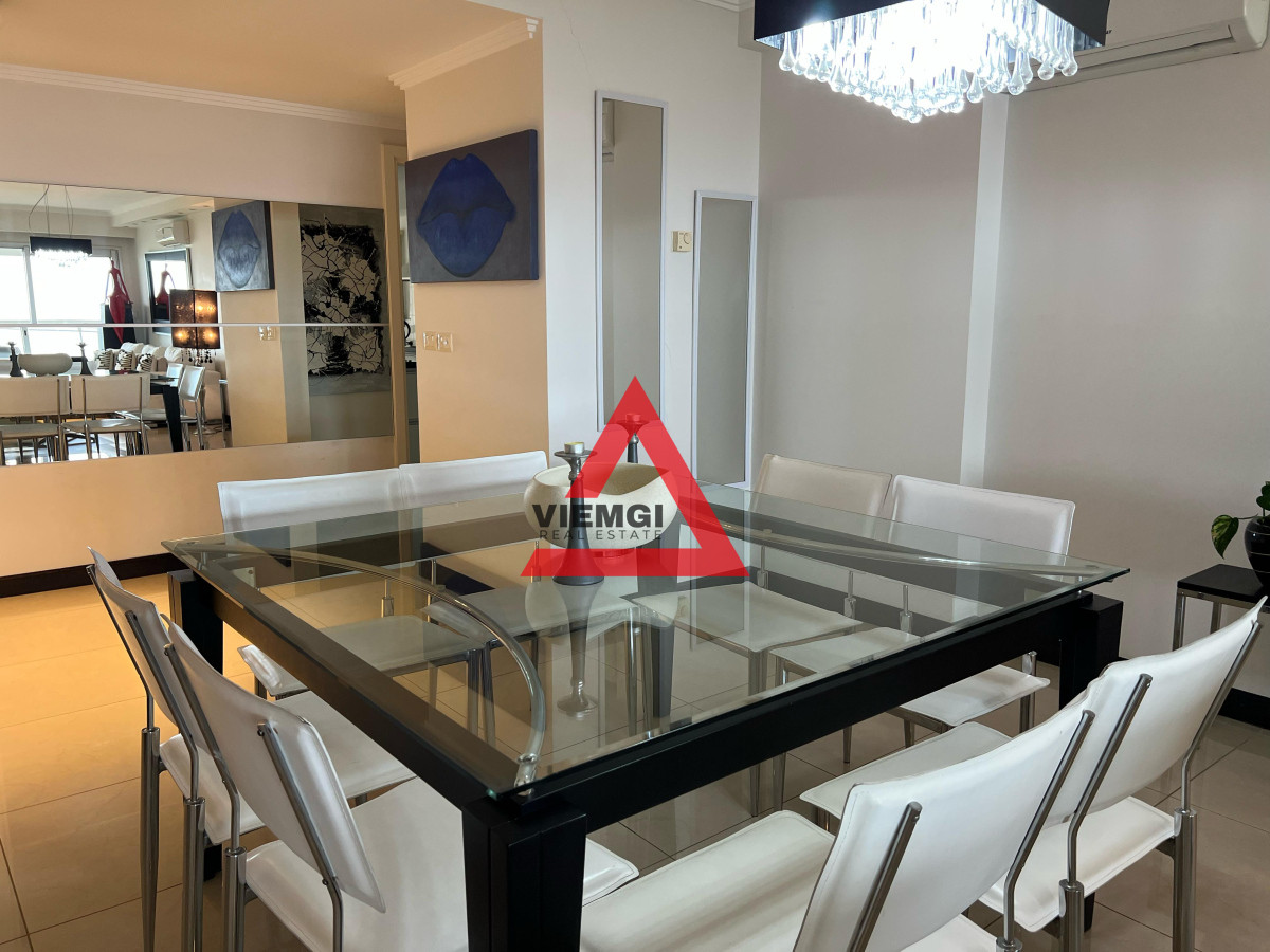 Apartamento ID.29 - Apartamento 3 dormitorios y servicio frente al mar – Playa Brava-Torre Lobos, Punta del Este