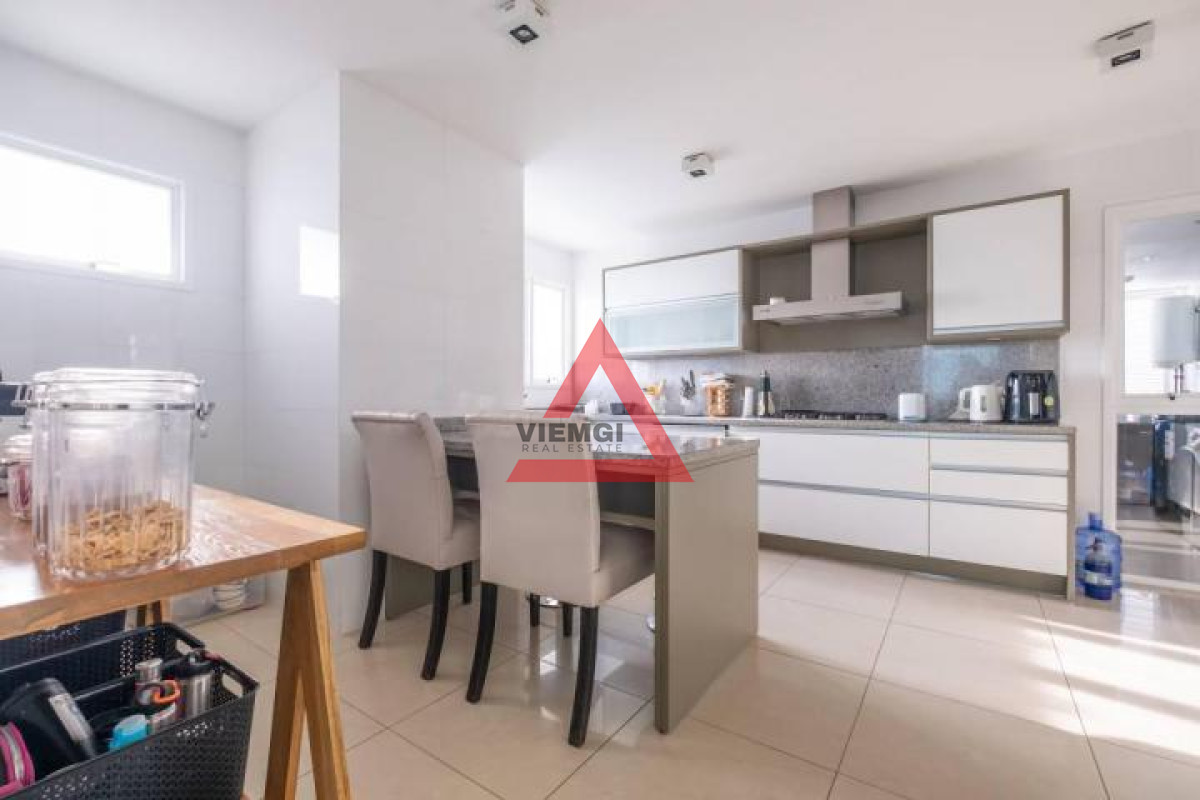 Apartamento ID.60 - Dúplex de lujo 4 dormitorios con vista al mar en Torre Aquarela, Playa Mansa – Punta del Este