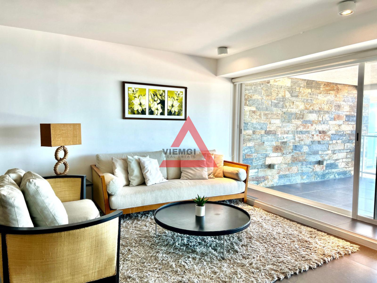 Apartamento ID.252 - Apartamento 3 dormitorios Frente al Mar ,  Península, Punta del Este