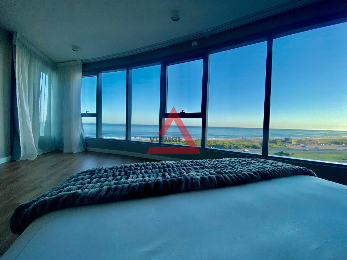 Apartamento ID.37 - Apartamento de Lujo en Venta en Trump Tower Playa Brava - Punta del Este – 3 Dormitorios, 4 Baños, Vista al Mar y Amenities