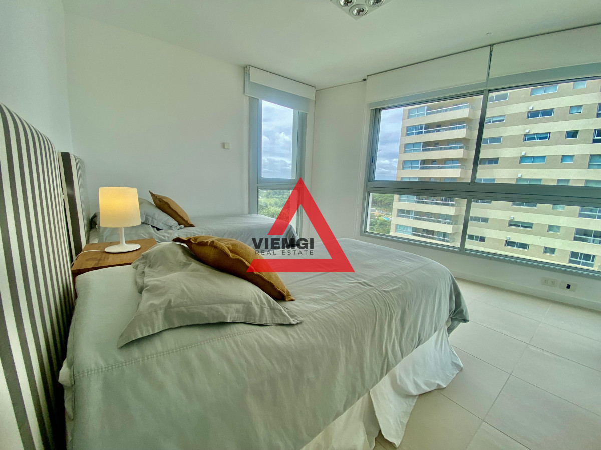 Apartamento ID.36 - APARTAMENTO 3 dormitorios y servicio 