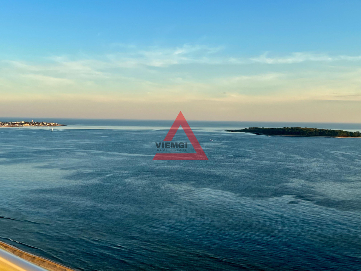 Apartamento ID.98 - Apartamento de 3 Dormitorios en Torre Aquarela con Vista al Mar - Playa Mansa