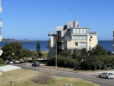 Apartamento de 3 Dormitorios 
