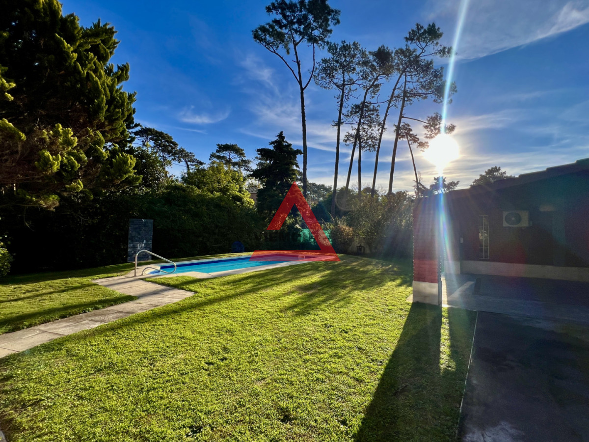 Casa ID.381 -  Casa en Venta San Rafael - Punta del Este a pasos del mar