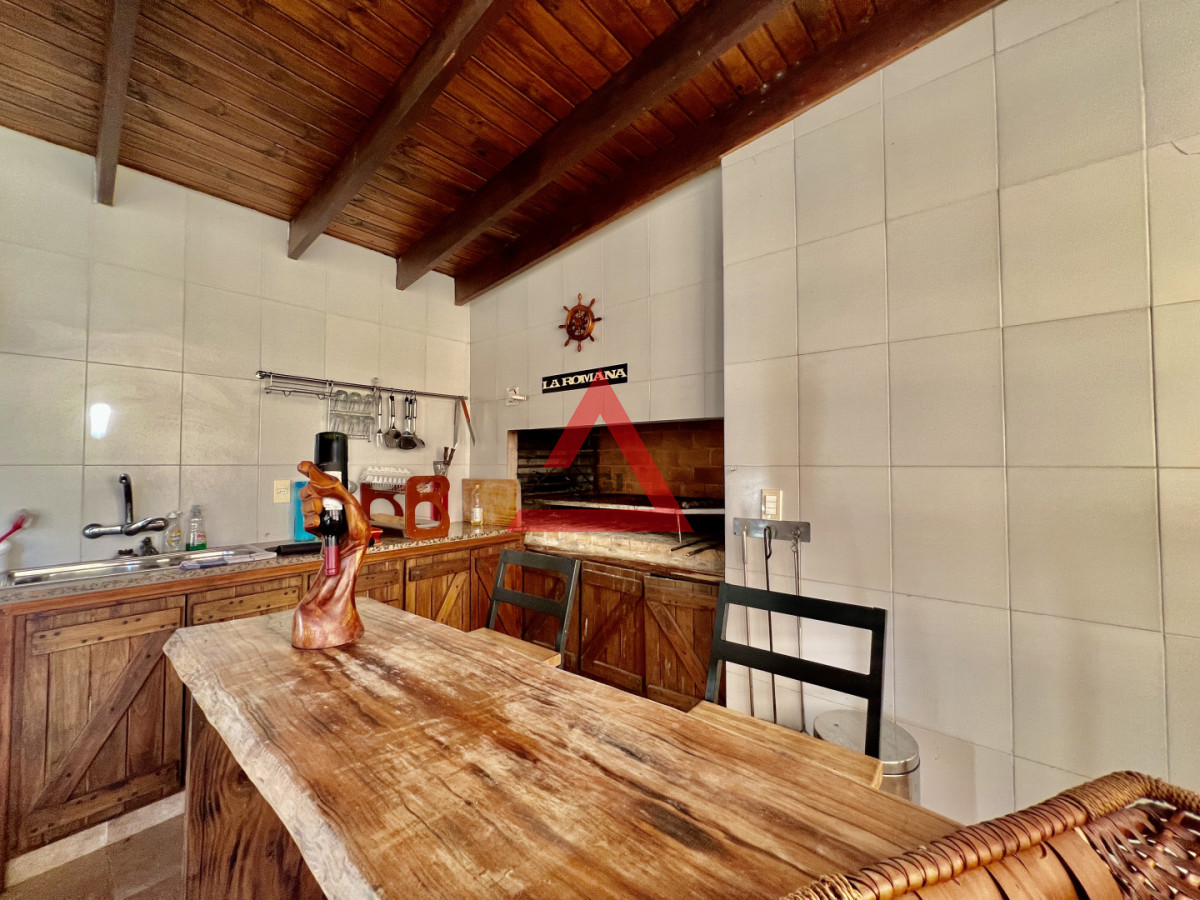 Casa ID.381 -  Casa en Venta San Rafael - Punta del Este a pasos del mar