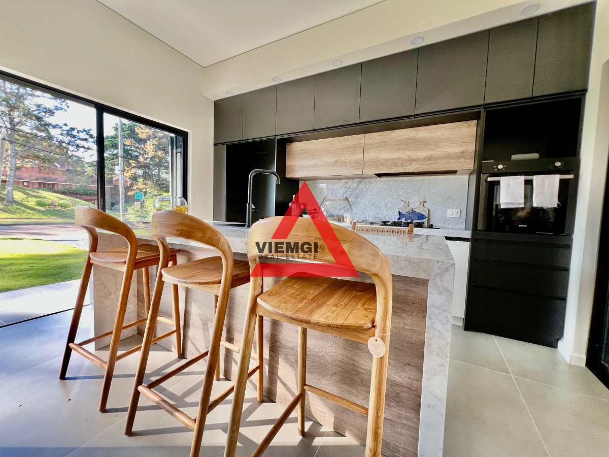 Casa ID.55 - Casa en San Rafael 3 dormitorios a estrenar, a metros del mar