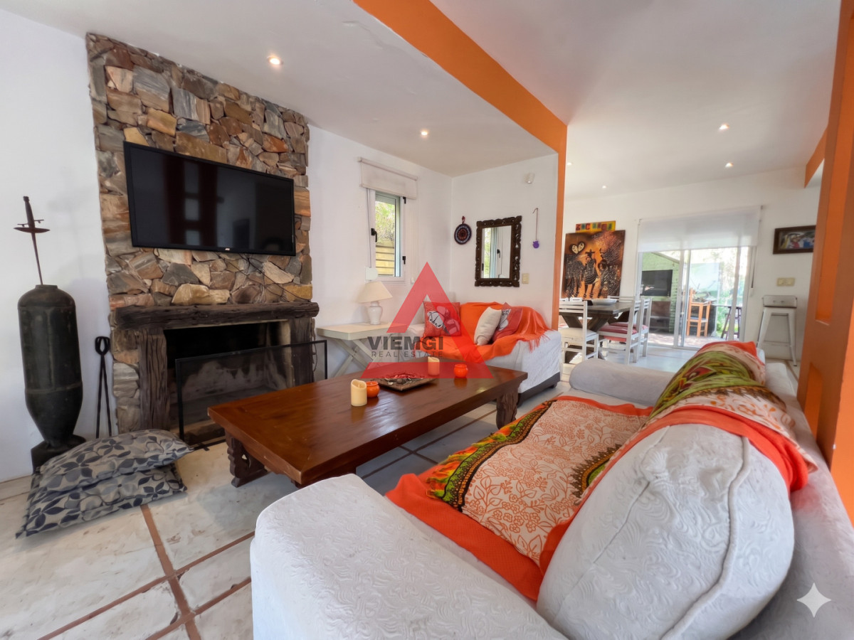 Casa ID.264 - Casa en venta en Balneario Buenos Aires con piscina, parrillero y 3 dormitorios, Manantiales